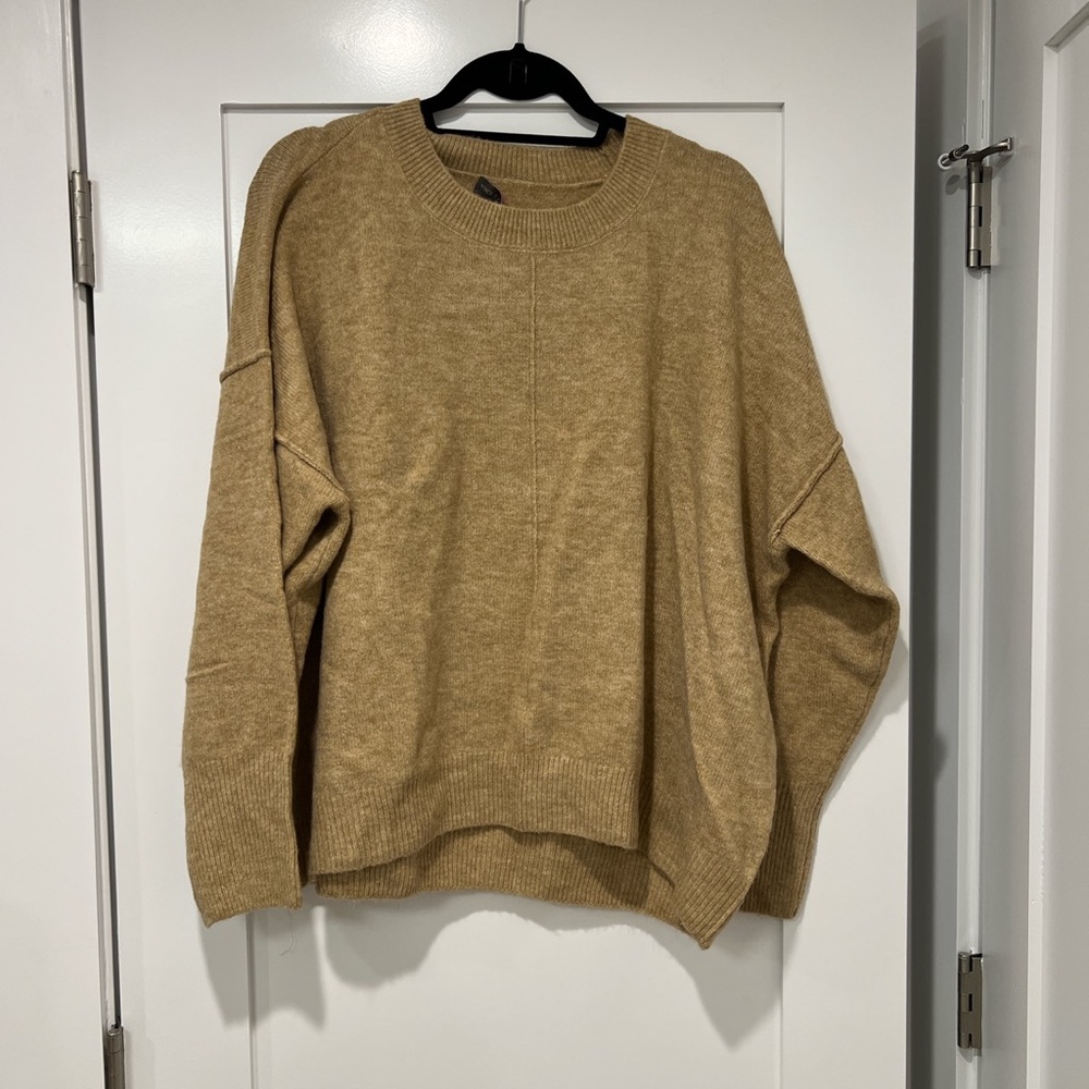 Vince Camuto sweater